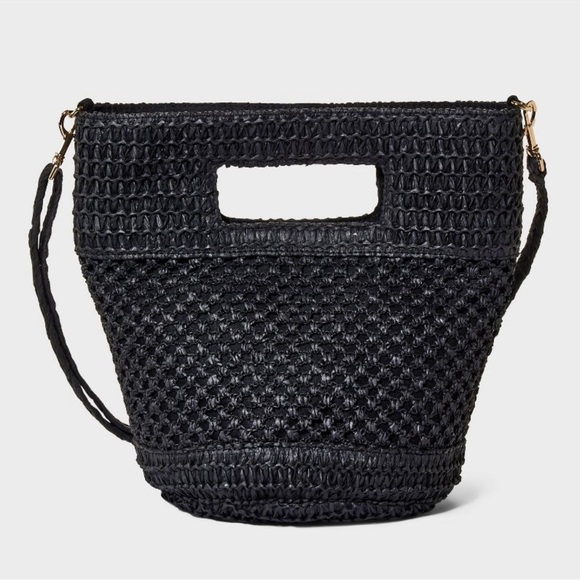 Universal Thread Handbags - Universal Thread Straw Crossbody Bucket Bag